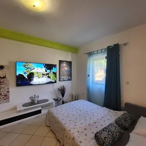 https://apartmants-pula.in-istria.net